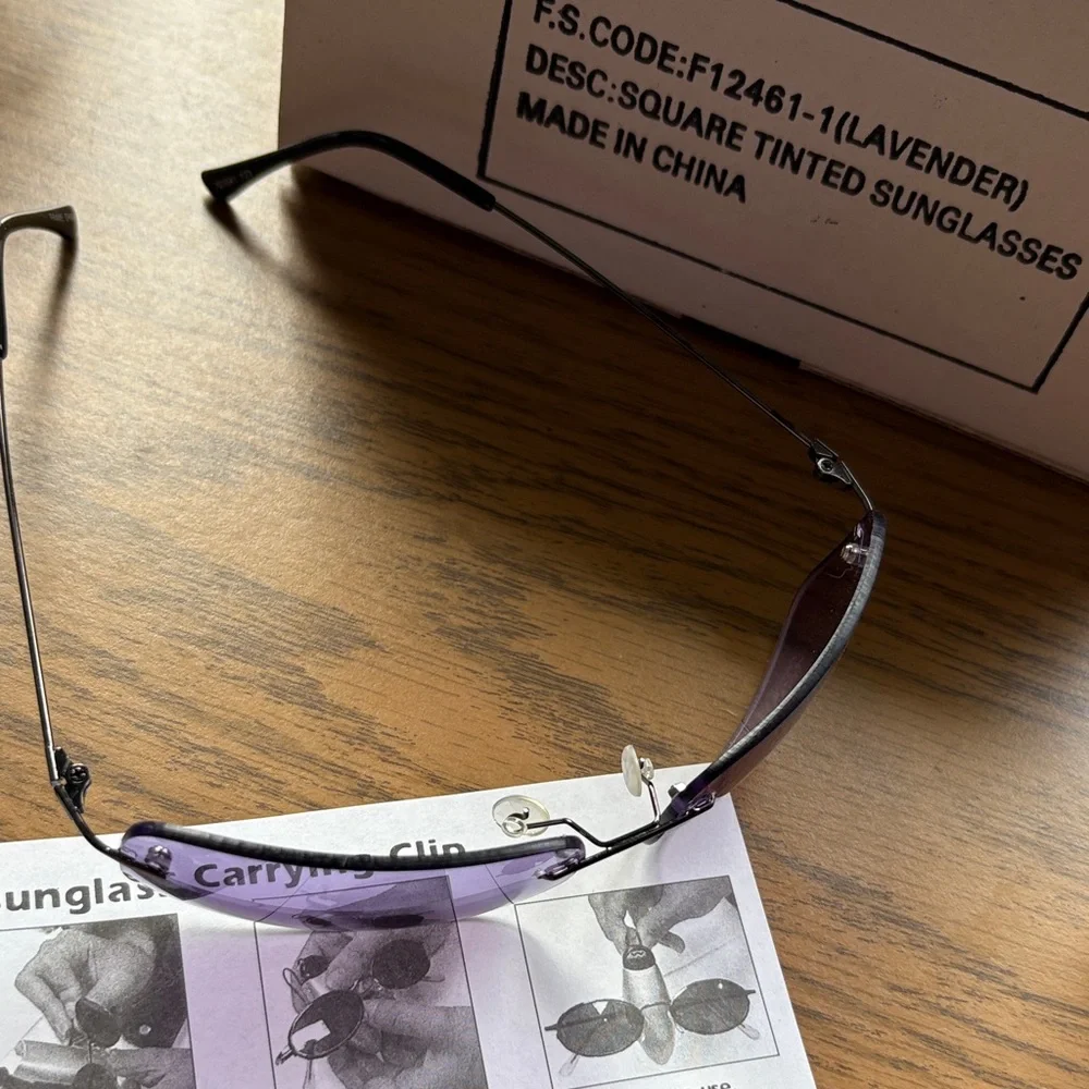 Lavender Tinted Sunglasses with Silver Clip new never worn